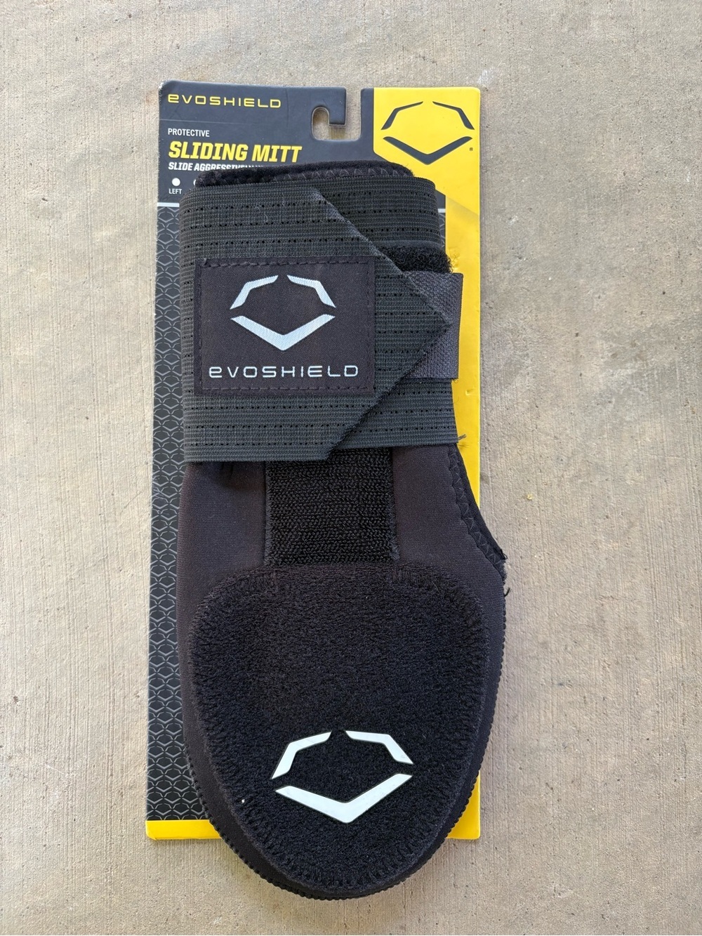 Evoshield Protective Sliding Mitt One Size Fits Most RIGHT WTV4054 Black
